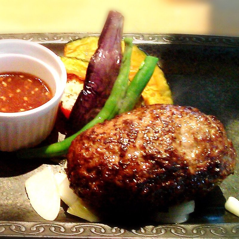 国産牛の極旨ハンバーグ(霜月好日)