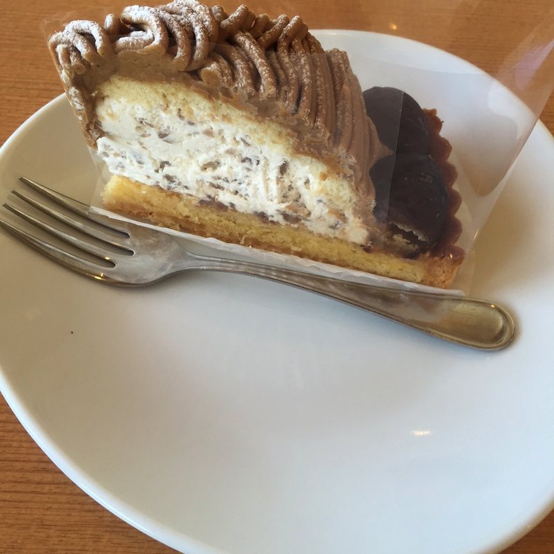 シフォンケーキセット（モンブラン）(ダッキーダック 横須賀店)