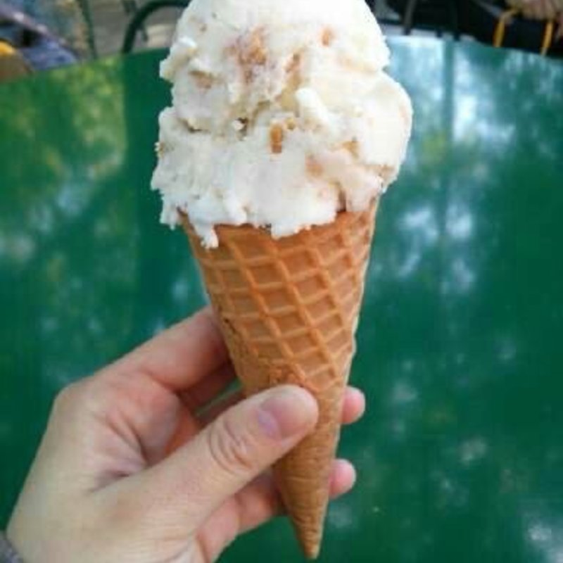 焼きトウモロコシのアイス(カフェ麦わらぼうし （カフェムギワラボウシ）)