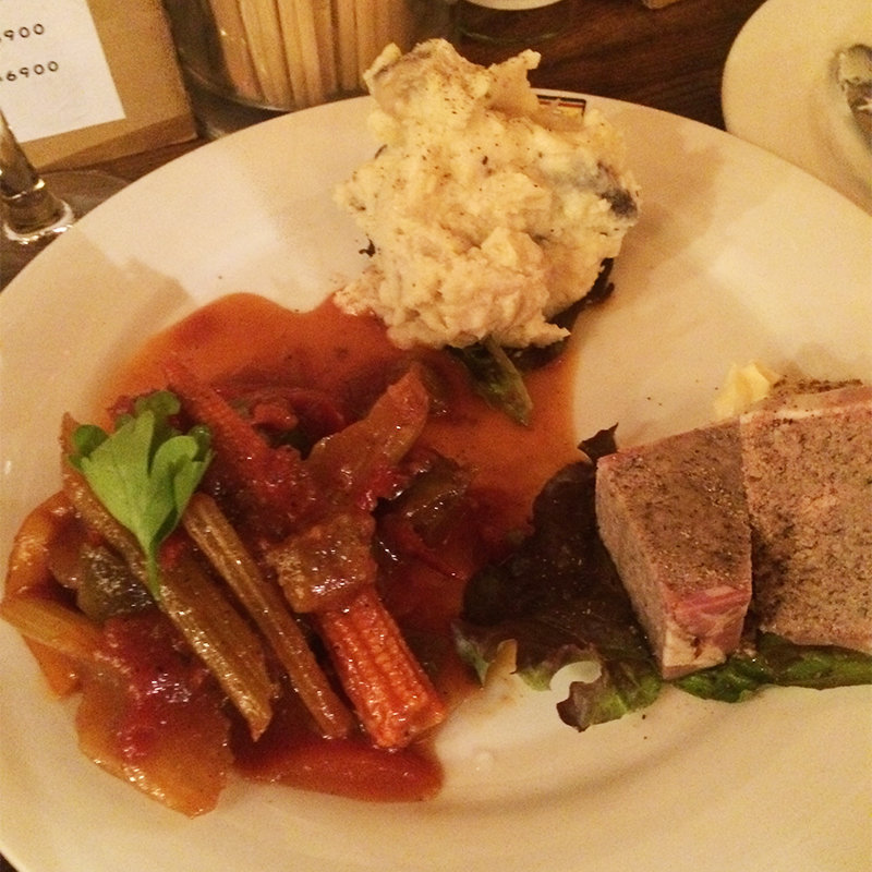 オードブル盛り合わせ3種(ブラーリ （Burrari）)