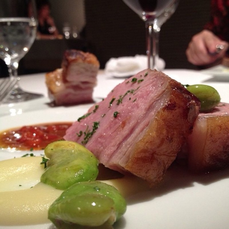 ペリゴール産の子牛のロティ(ヴァリノール)