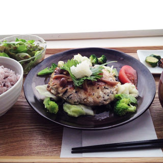 週替りプレートランチ(ICHIGEKI CAFE （イチゲキカフェ【旧店名：オーガニックイチゲキカフェ】）)