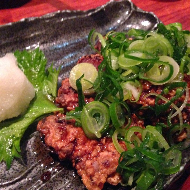 あぐー豚　竜田揚げ(Roof Top Garden Terrace BBQ 豊和 表参道 撮影)