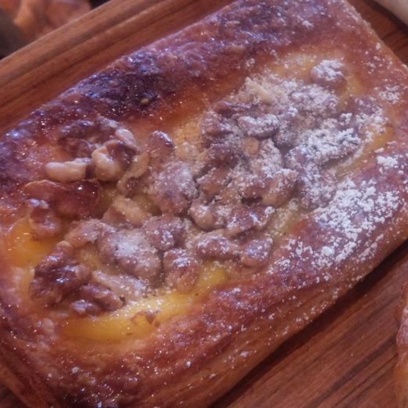 クルミカスタードデニッシュ(マリアージュ ドゥ ファリーヌ -アクアイグニス-)