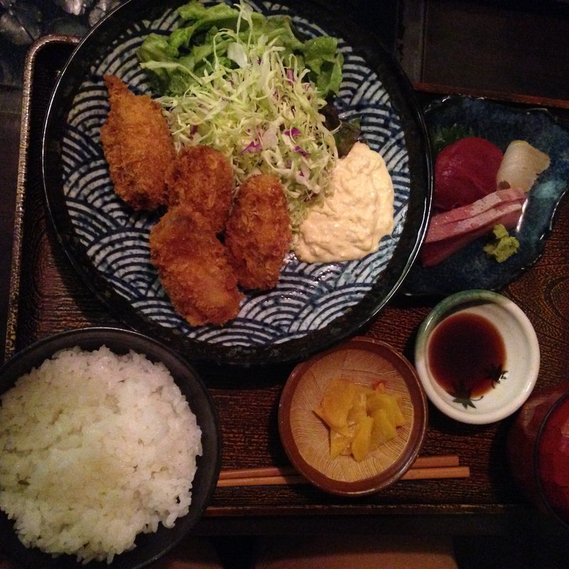 お刺身付きカキフライ定食(魚屋がぶ)