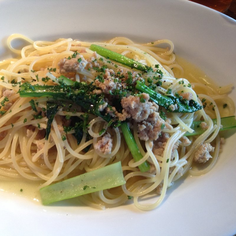 鳥ひき肉のオイルソースパスタ(シエロイリオ （Riverside Cafe Cielo y Rio）)