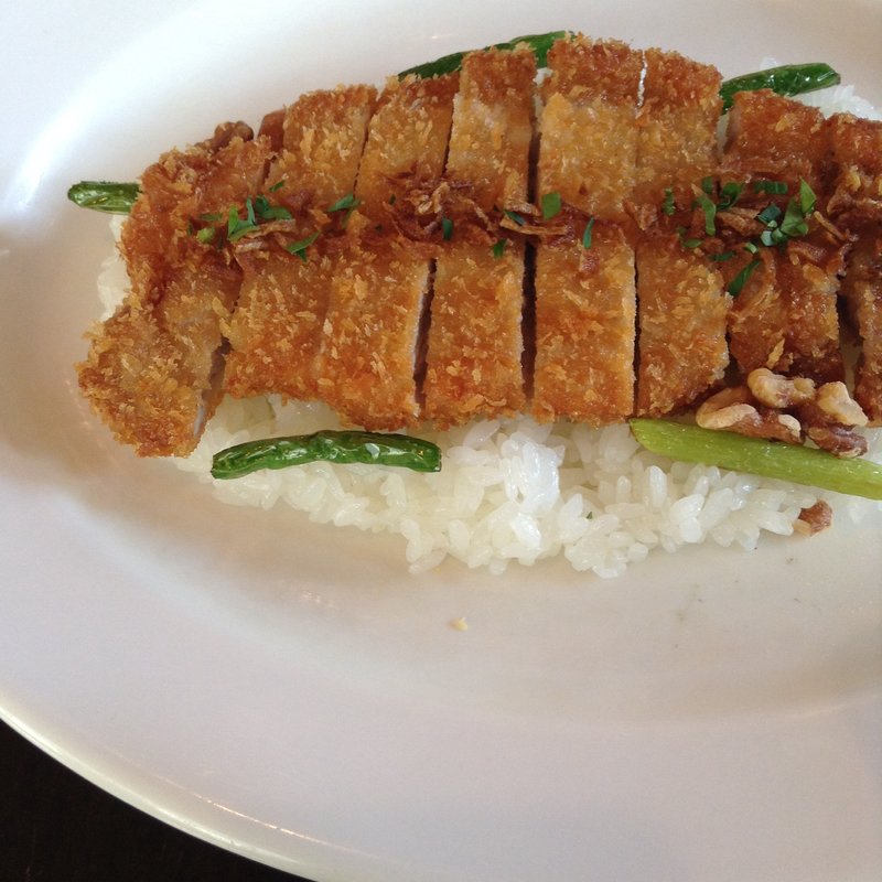 黒豚のカツカレー(Bar a Vin ムッシュヨースケ)