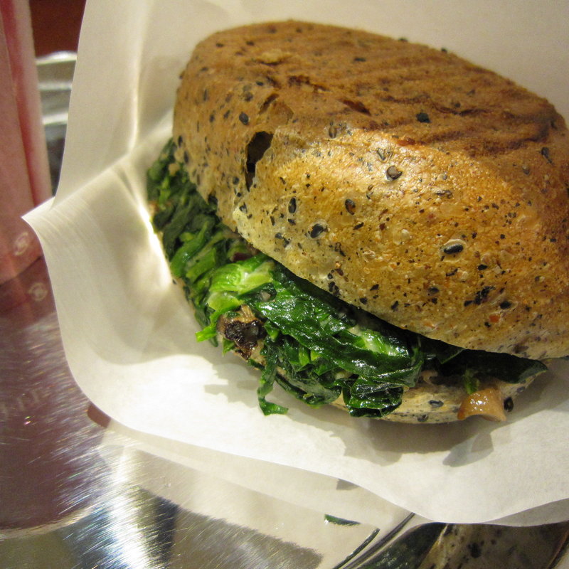 スピナッチ(アンティコカフェ アルアビス なんばパークス店 （ANTICO CAFFE AL AVIS）)