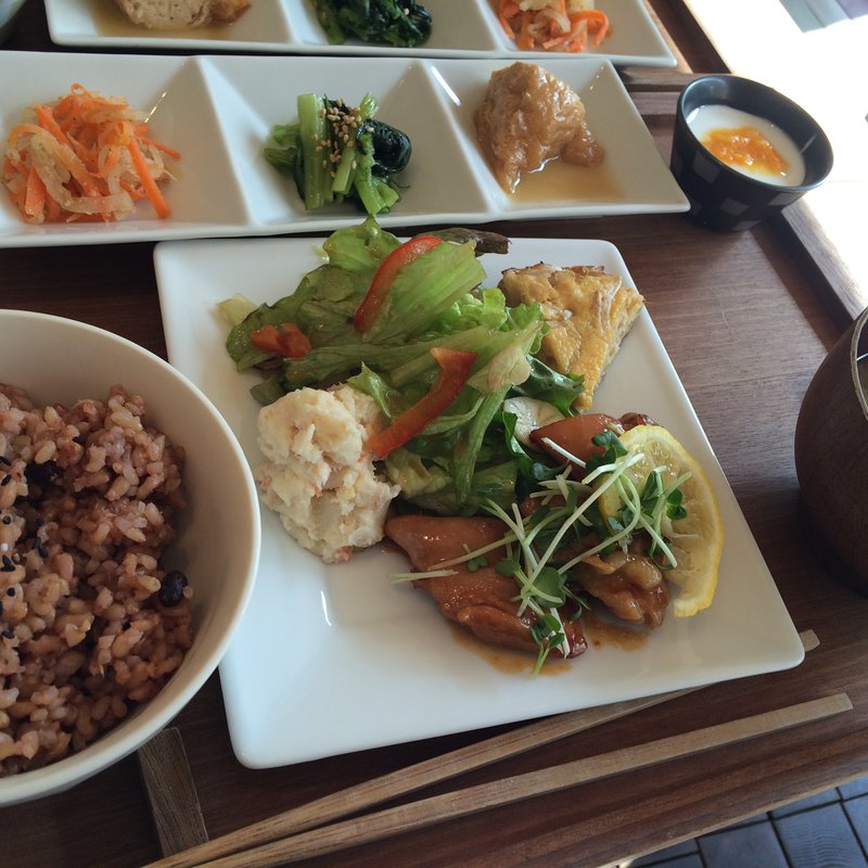 日替わりお惣菜プレート(レーベルカフェ OSAKA （オオサカ【旧店名】テトテ）)