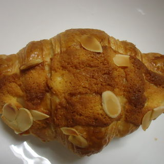 ショコラクロワッサン(手作りパン工房 コネルヤ （coneruya）)