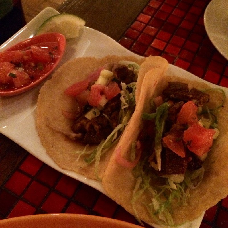 豚肉のタコス・アル・バストール(Hacienda del cielo MODERN MEXICANO)