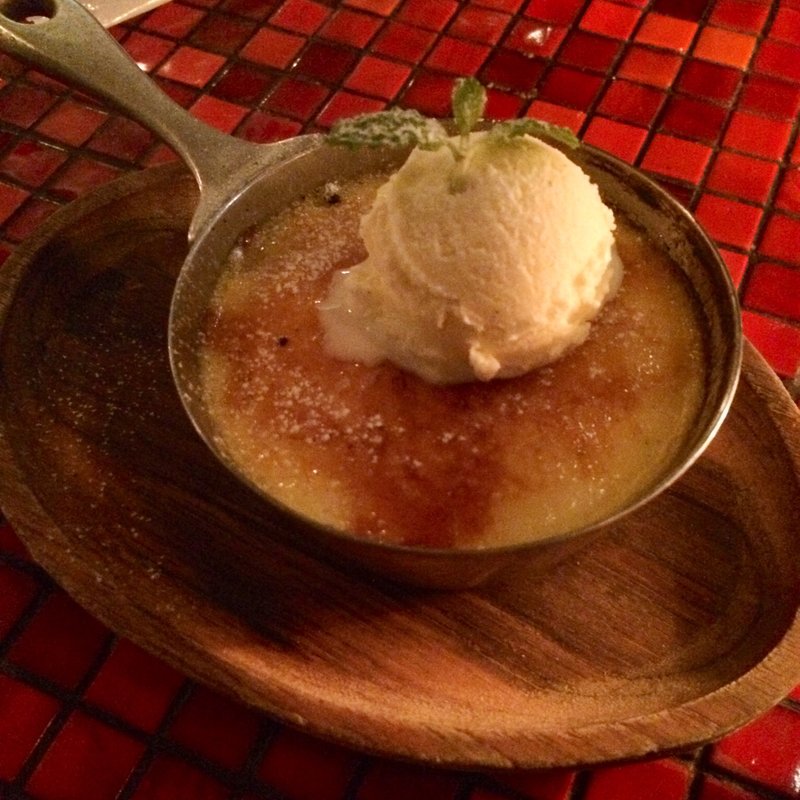 トレスレチェ 3種ミルクをクレーム・ブリュレで(Hacienda del cielo MODERN MEXICANO)