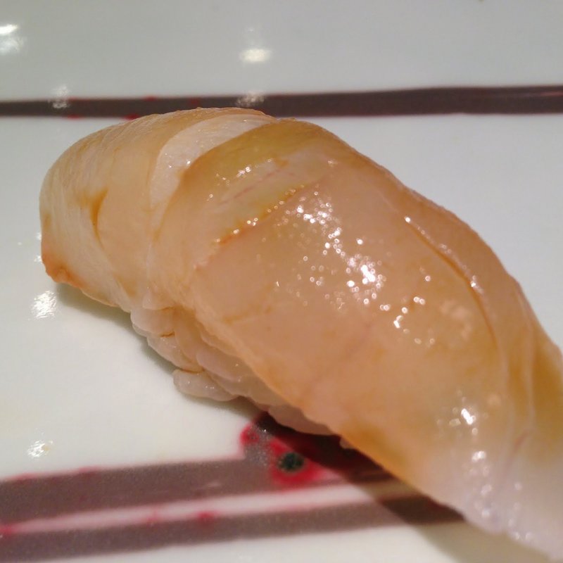 ヒラメ(銀座 久兵衛 銀座本店 （ぎんざ きゅうべえ）)