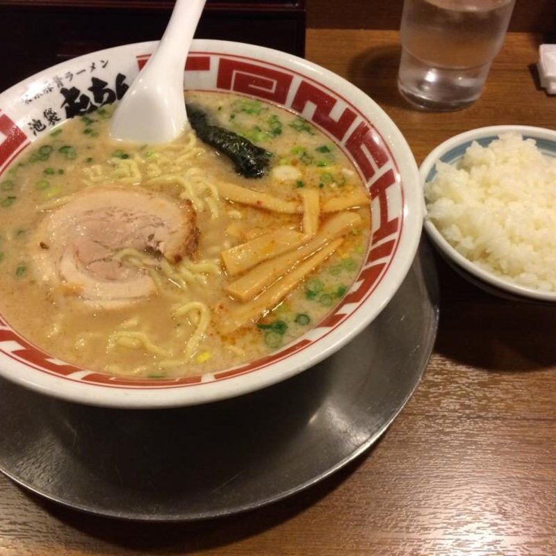 とんこつラーメン＆ライス(池袋 屯ちん 赤坂店)