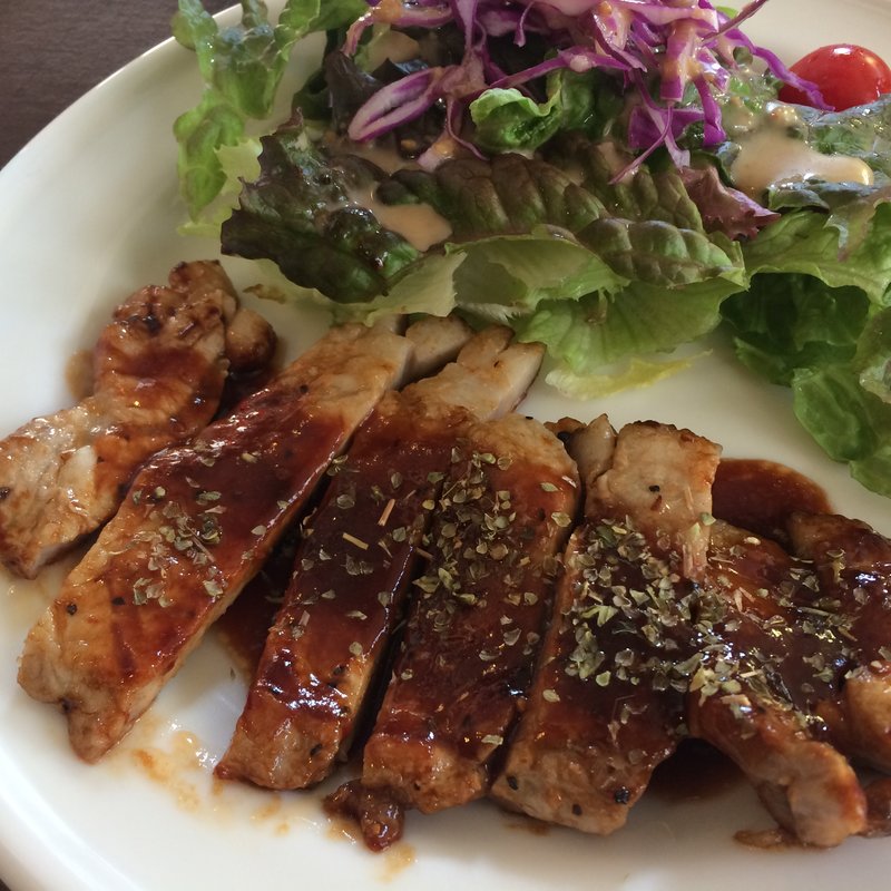 ポークソテーデミグラスソース(ポートマンズカフェ)