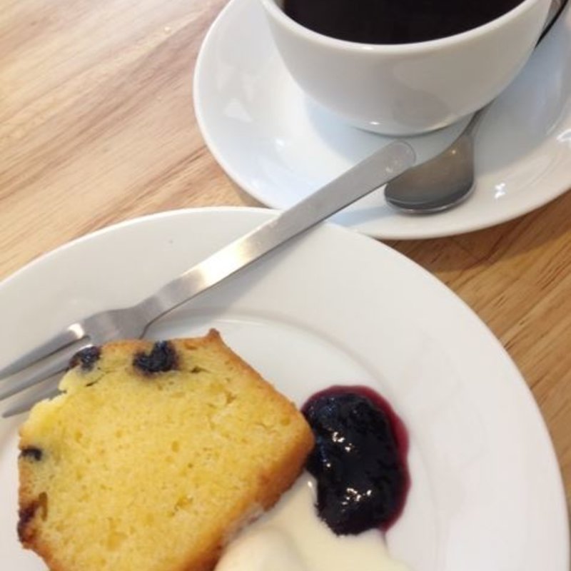 ケーキデザートセット(1階 cafe camyuカミュゥ・ 2階 ヨガスタジオ ユジュリングYujring)