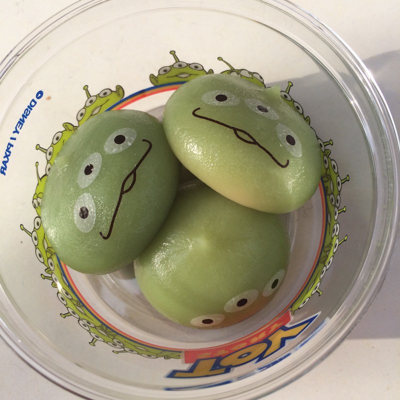 リトルグリーンまん(S.S.コロンビア・ダイニングルーム)