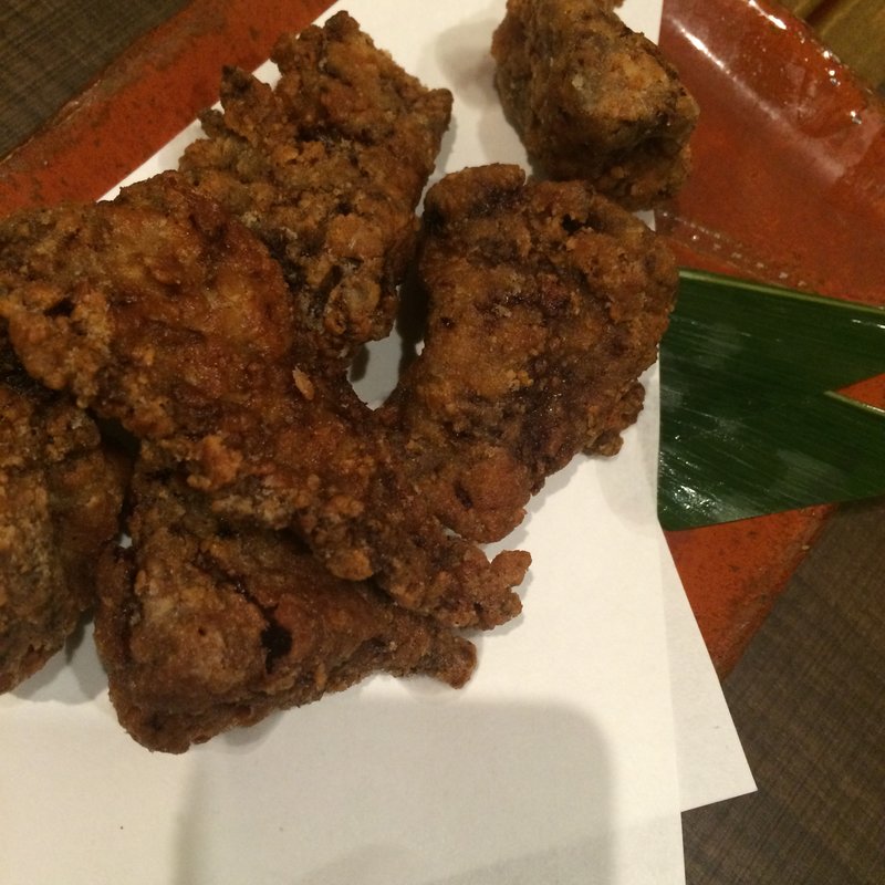 マグロのほほ肉の唐揚げ(樽一)