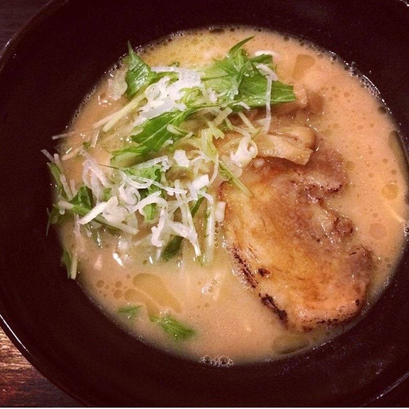 鶏パイタンしょうゆらーめん(ちょんまげ食堂 ラーメン部)