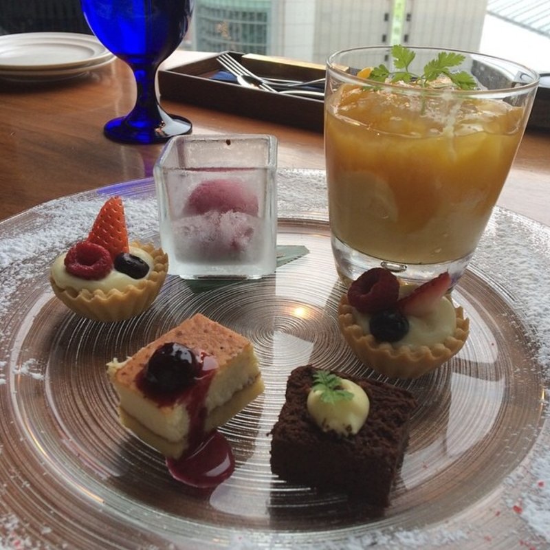 アフタヌーンティーセット(ブルーバード 大阪梅田ツインタワーズ・ノース店)