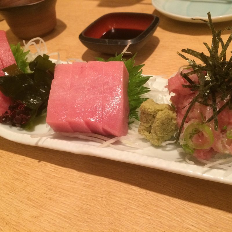 本まぐろ造り三種盛り(佐海 たちばな)