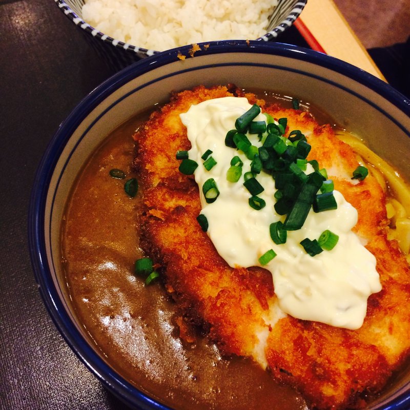 チキンカツカレーうどんタルタルのせ(とんかつ大和楽)