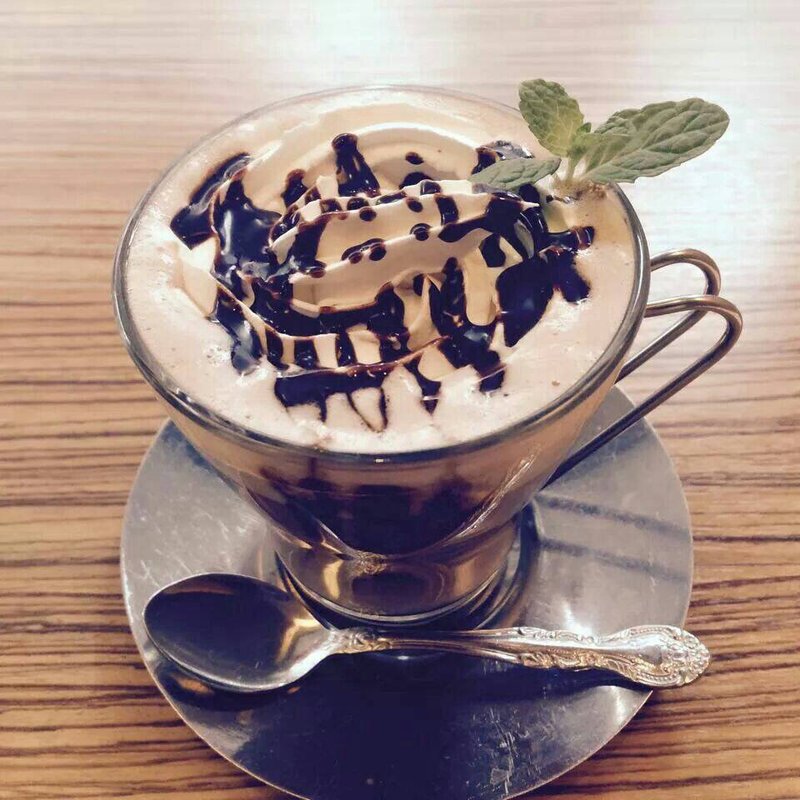 ウインナコーヒー(Cafe Miyama 渋谷東口駅前店)