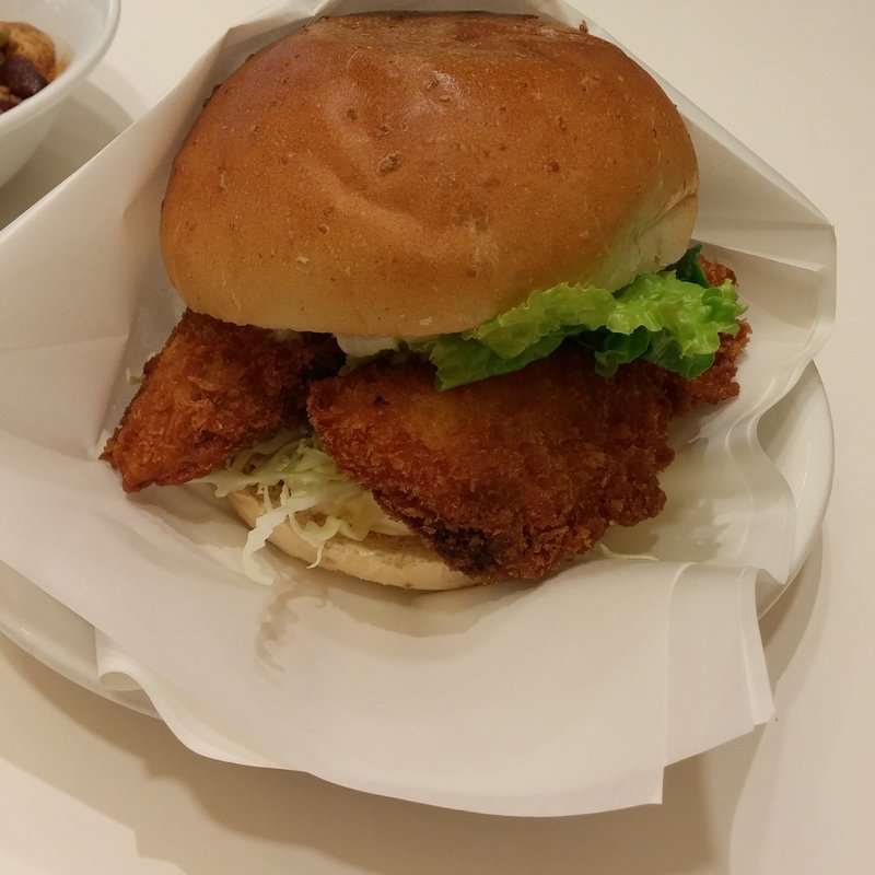 マヒマヒバーガー(エルアンドエル ハワイアン ダイナー 川崎アゼリア店)