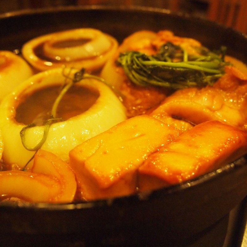 鳥すき焼き(韻松亭)