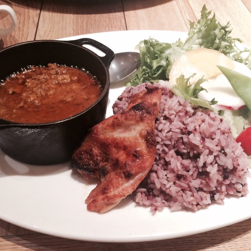 鉄鍋キーマカレー(chef’s V 丸ビル店)