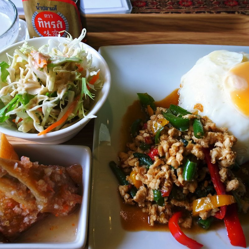 カウパット・カッパオ・ガイ(バーンタイ )