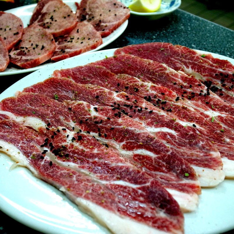 ツラミとタンが塩で(萩ノ茶屋 鶴一 なにわ筋店)