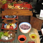 薬膳弁当(日本薬膳 茶寮 花大和)