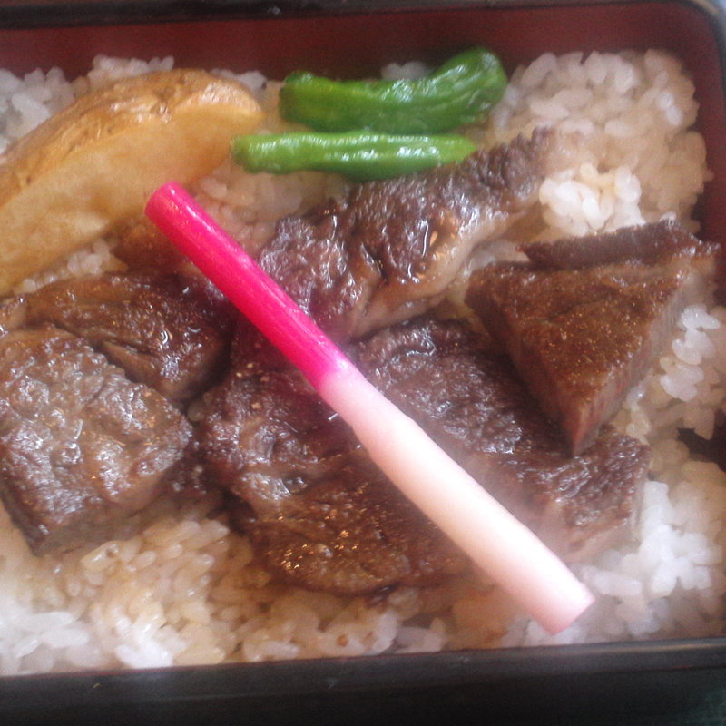 和風ステーキ重(レストラン千成亭 （せんなりてい）)