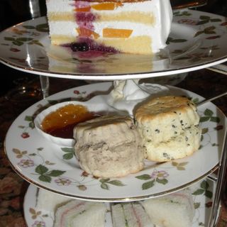 アフタヌーンティ(北浜レトロ)