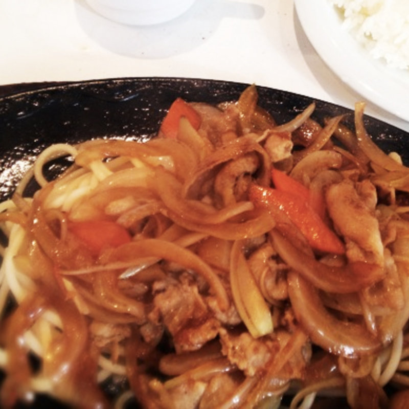 ドカン鉄板焼き(バンビ 新宿サブナードレストラン街 )