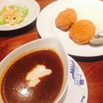 カツカレー(CAVE dEST ぶどう酒や)