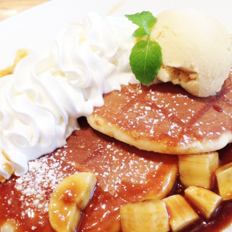 バナナキャラメルパンケーキ(カフェバナーノ 越谷レイクタウン駅前店)