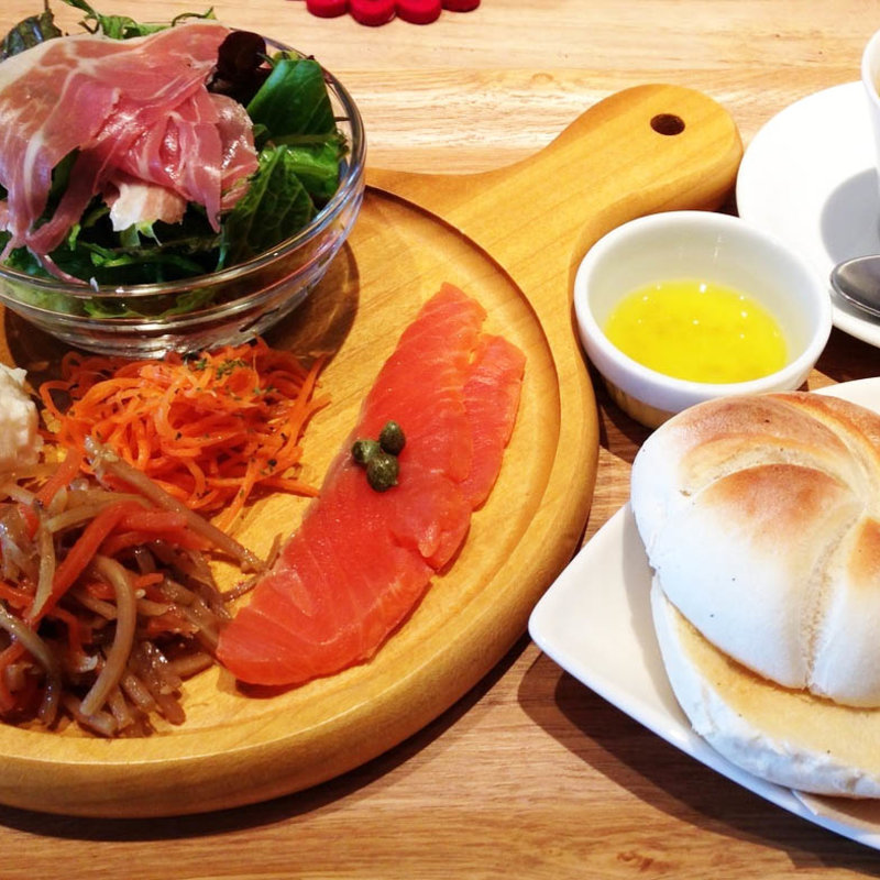 カフェプレート(カフェバナーノ 越谷レイクタウン駅前店)