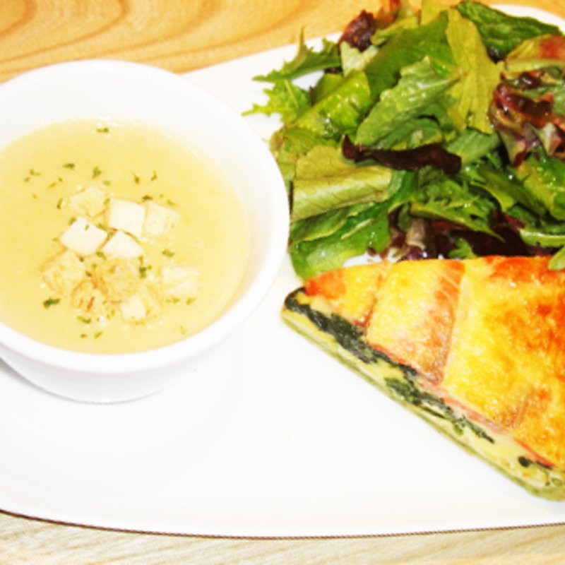 キッシュプレート(カフェバナーノ 越谷レイクタウン駅前店)