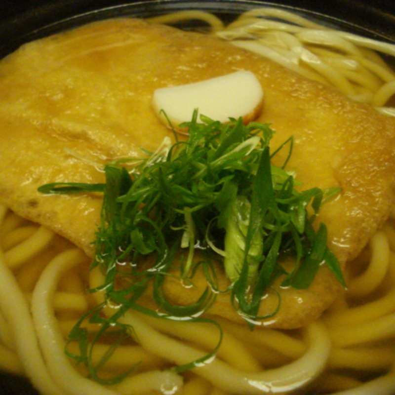 大判きつねのおうどん(麺匠の心つくし つるとんたん 北新地店)