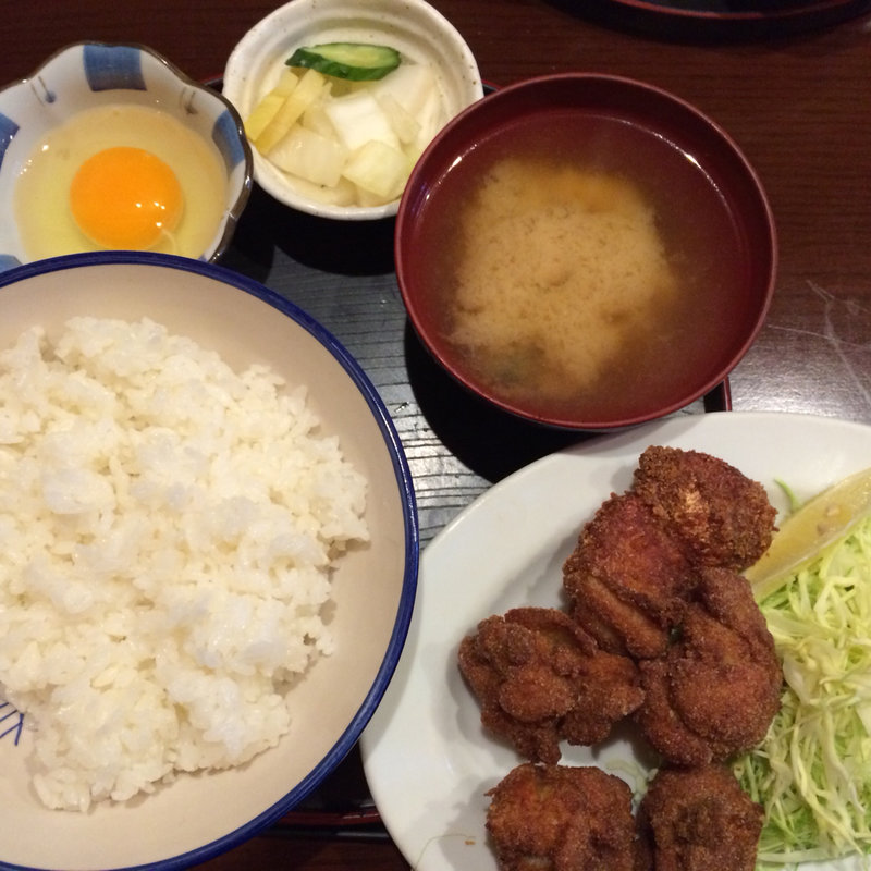 鳥唐揚げ定食(どさんこととなり)