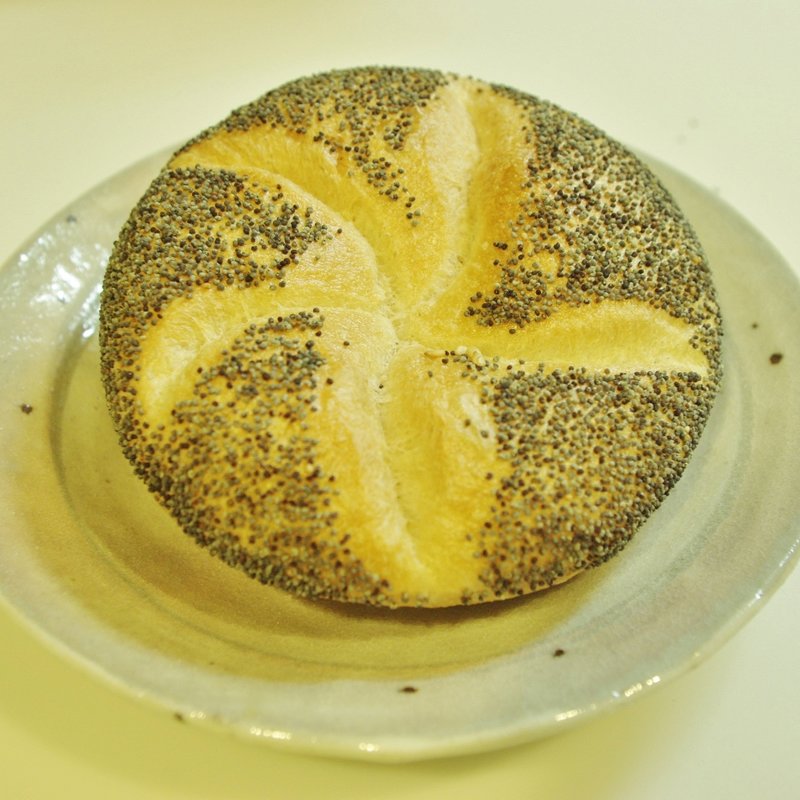 ケシの実付き(タンネ　浜町本店)