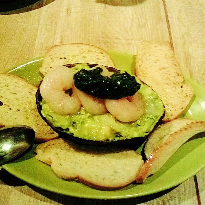 海老とアボカドのディップ(大衆ビストロ バカ （VACA【旧店名】ヴァンピーロ）)