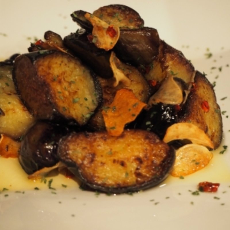 当店人気の美味茄子にんにく屋(Cucina Magica （クッチーナ マジカ）)