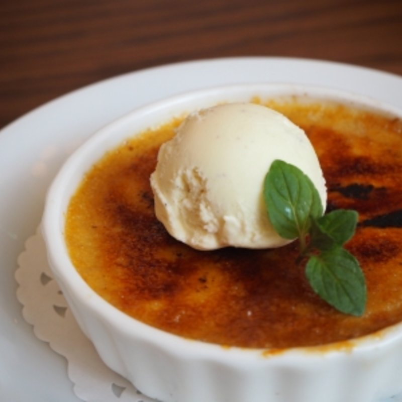 クレマカタラーナ(ルコックロティ （Le Coq Roti）)