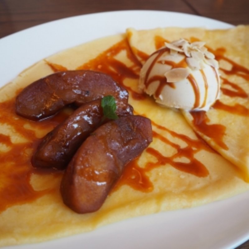 焼リンゴとバニラアイス塩キャラメルソース(ルコックロティ （Le Coq Roti）)