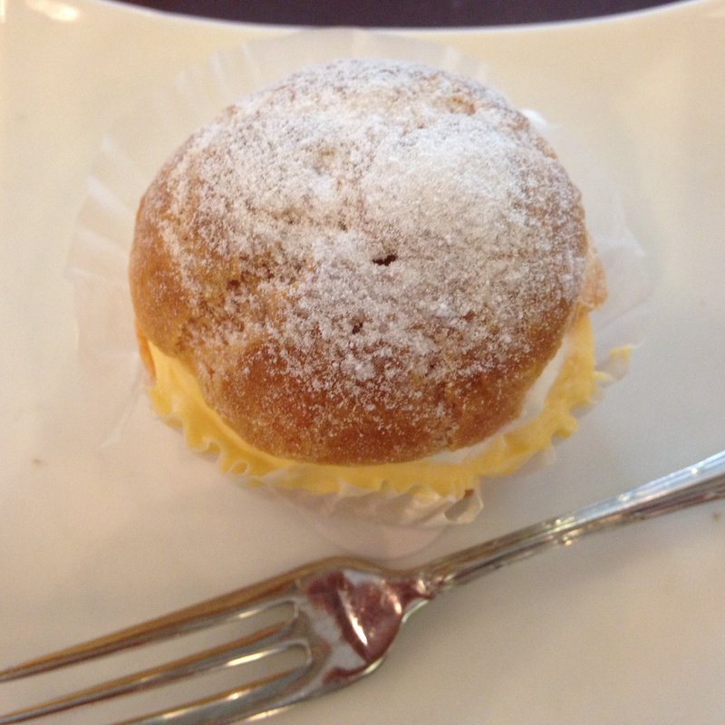 キャラメルカスタードのシュークリーム(カフェ・エスペラーンス （CAFE ESPERANCE）)