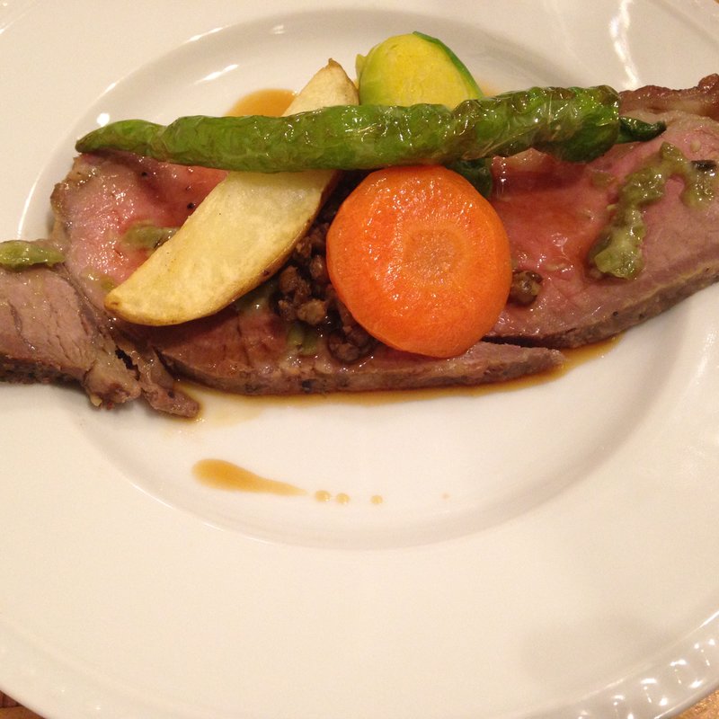 ローストビーフ(Bistro Cubeman)