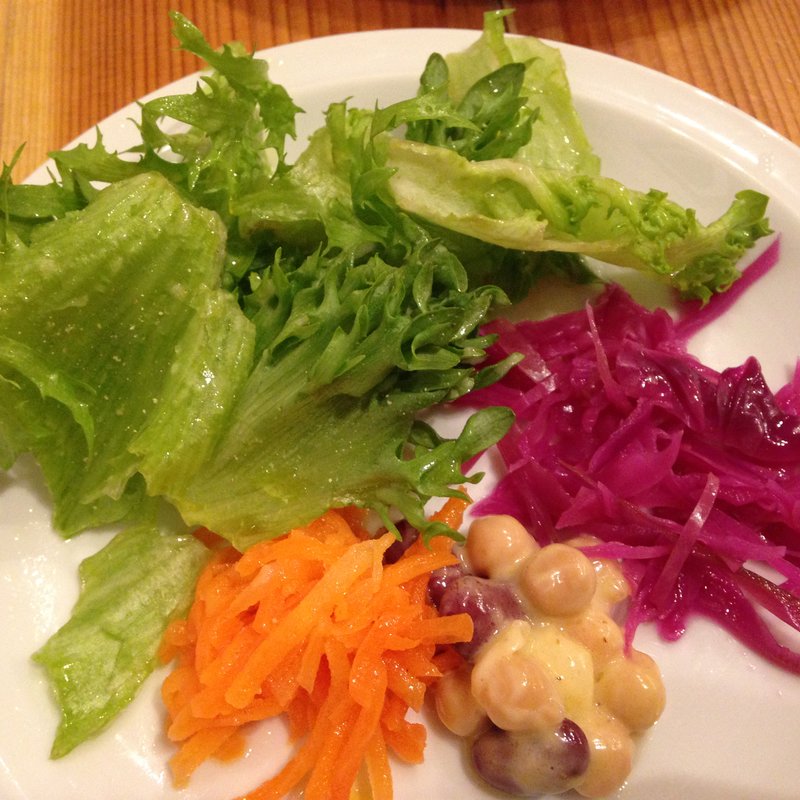 鎌倉野菜のサラダ(Bistro Cubeman)